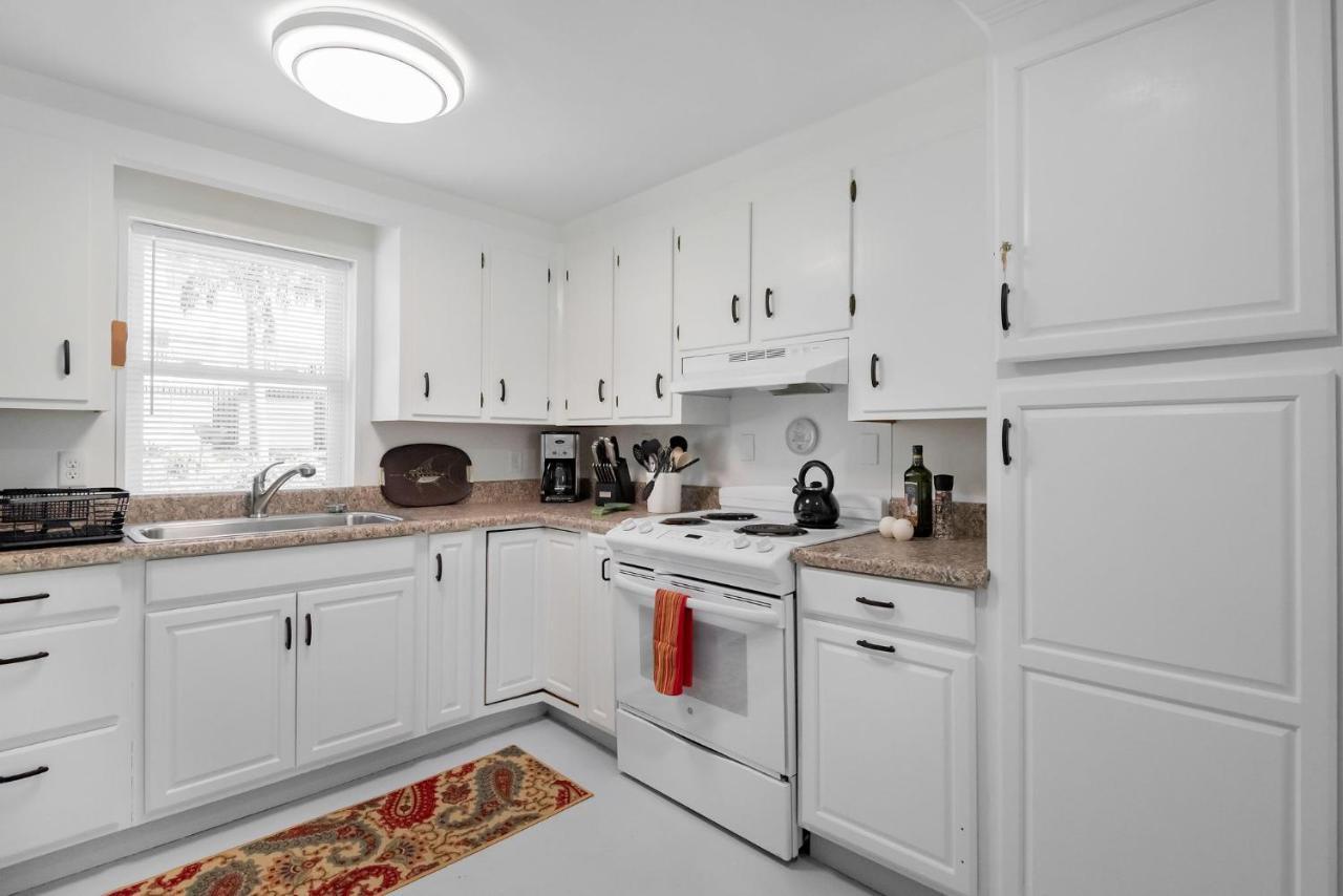 Folly Vacation Laid Back Casual Beach Bungalow 209-B Folly Beach Eksteriør bilde